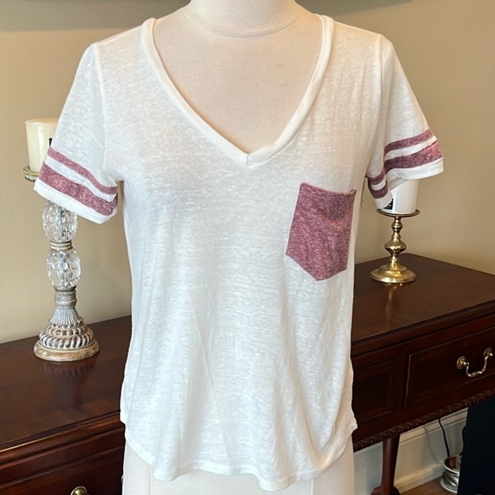 Pocket Tee V Neck